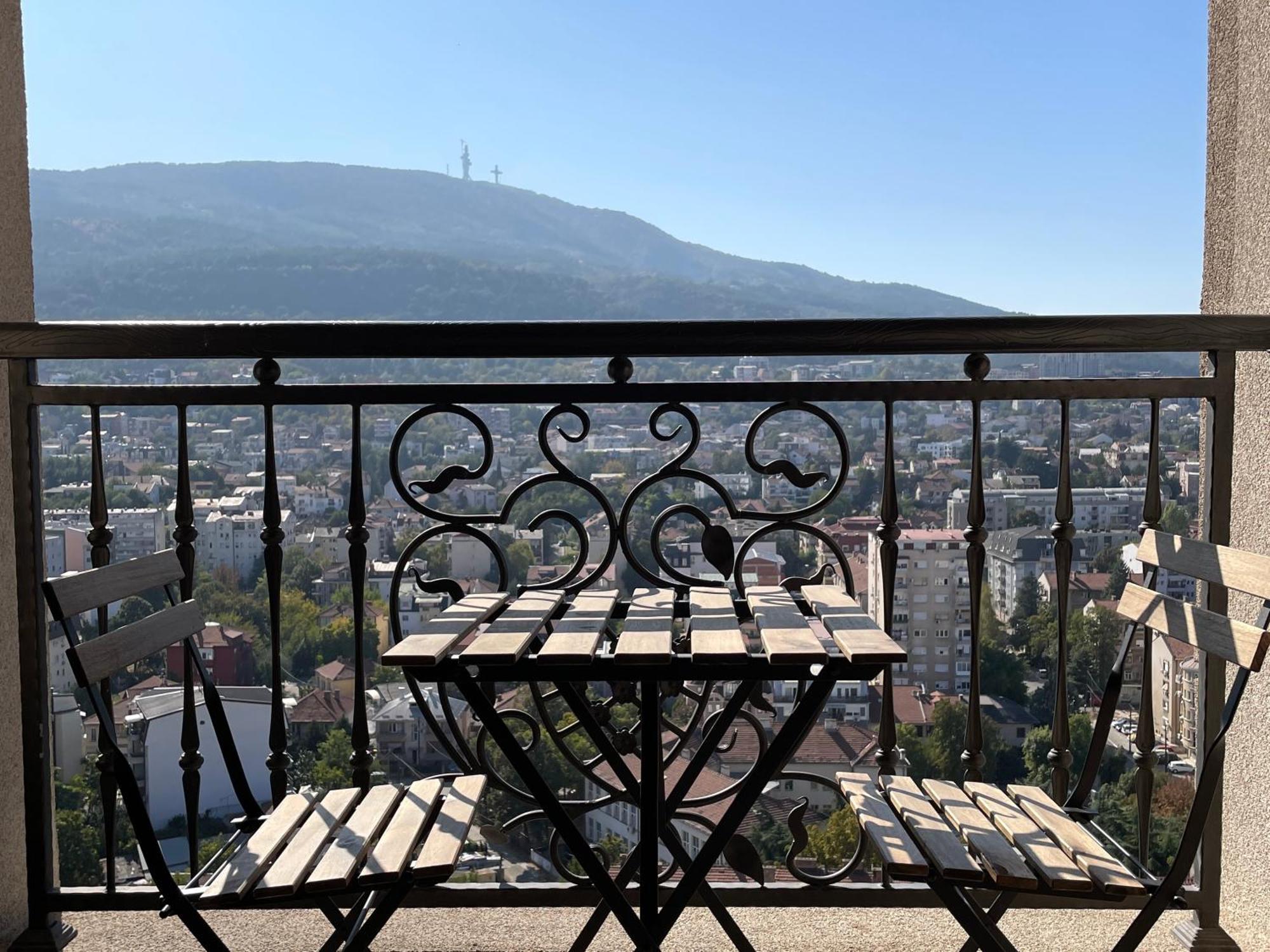 Stylish Studio, Skopje Centre - Private Parking - Panoramic Views Extérieur photo